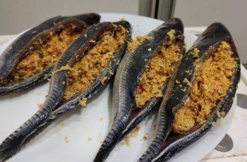 Resipi Ikan Cencaru Sumbat Kelapa Ada 2 Cara Boleh Cuba